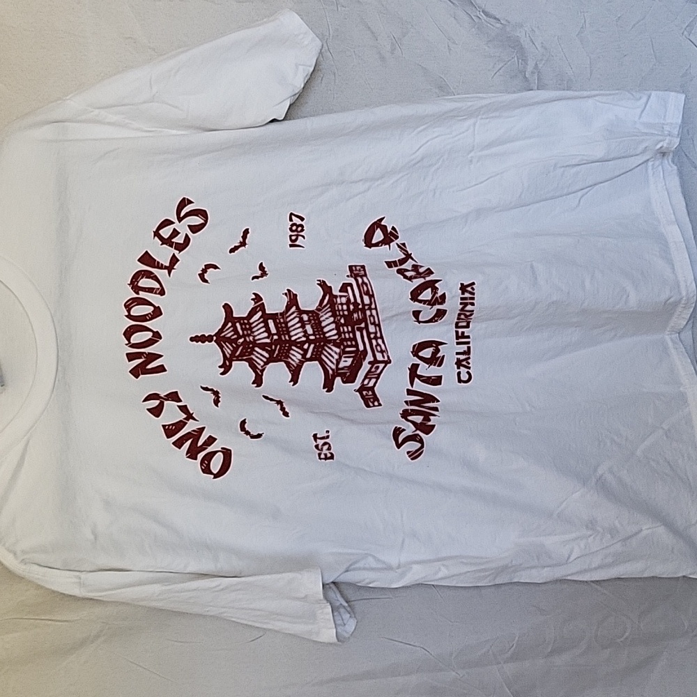 EUC 2 Shirts 1 Price - Can you name the movies? - Picture 2 of 3